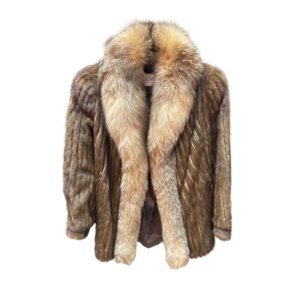 Mink coat w/ Coyote fur collar - Picture 2 of 2